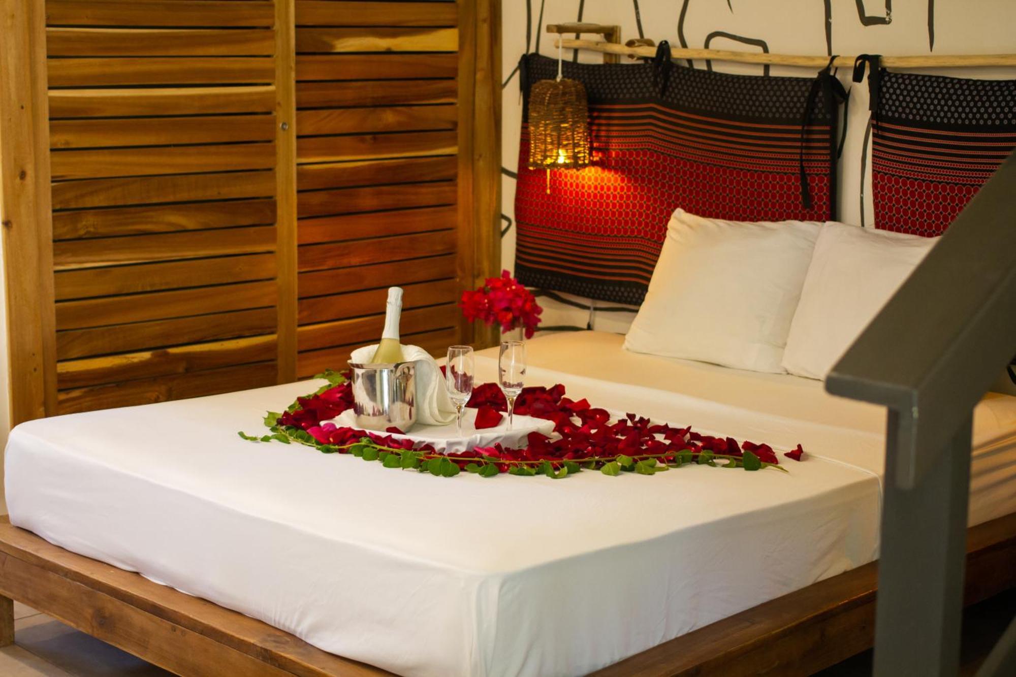 Afreeka Beach Hotel ลาสแตร์เรนาส ภายนอก รูปภาพ